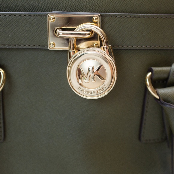 Michael Kors Handbags - Michael Kors Olive Green Large Hamilton Purse
